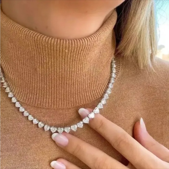 18k gold Zirconia heart TENNIS NECKLACE - Picture 4 of 6